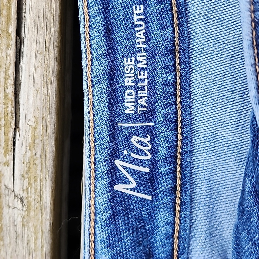 Denver Hayes Embroidered Blue Jeans Mia Curve Tech Mid Rise - Picture 3 of 13